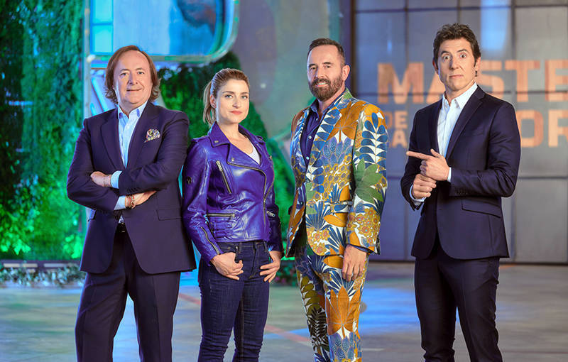 Foto de presentación de presentador y jurado de Masters de la reforma